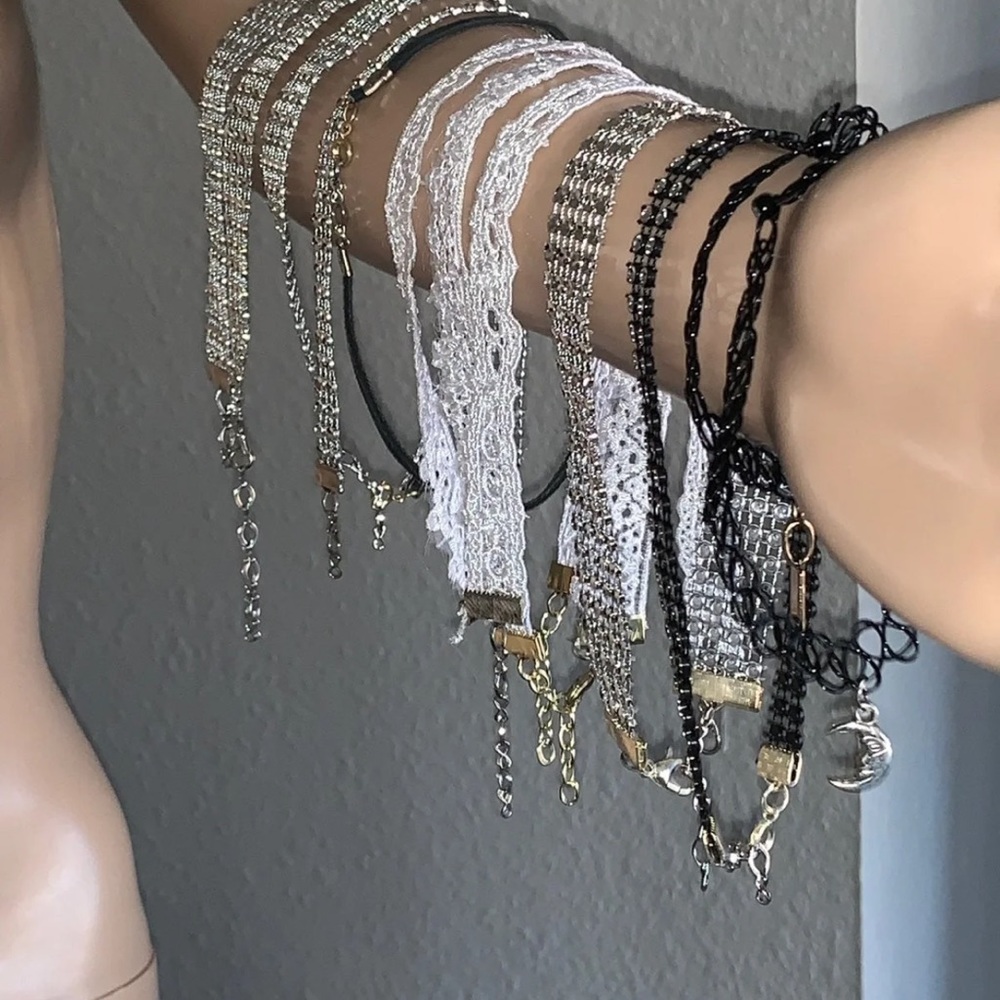 Chokers! - Picture 3 of 5